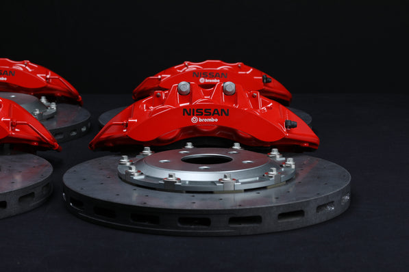 R35 GTR Carbon Ceramic Brake Conversion Kit – Nissan Skyline R32-R34 – Red Calipers with Black Hat