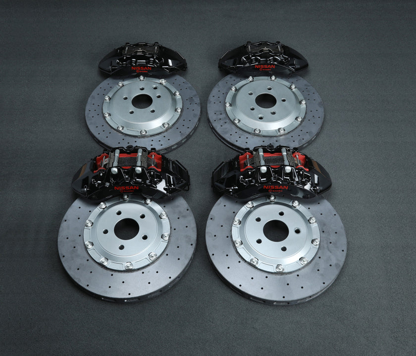 R35 GTR Carbon Ceramic Brake Conversion Kit – Nissan Skyline R32-R34 – Black Calipers with Black Hat