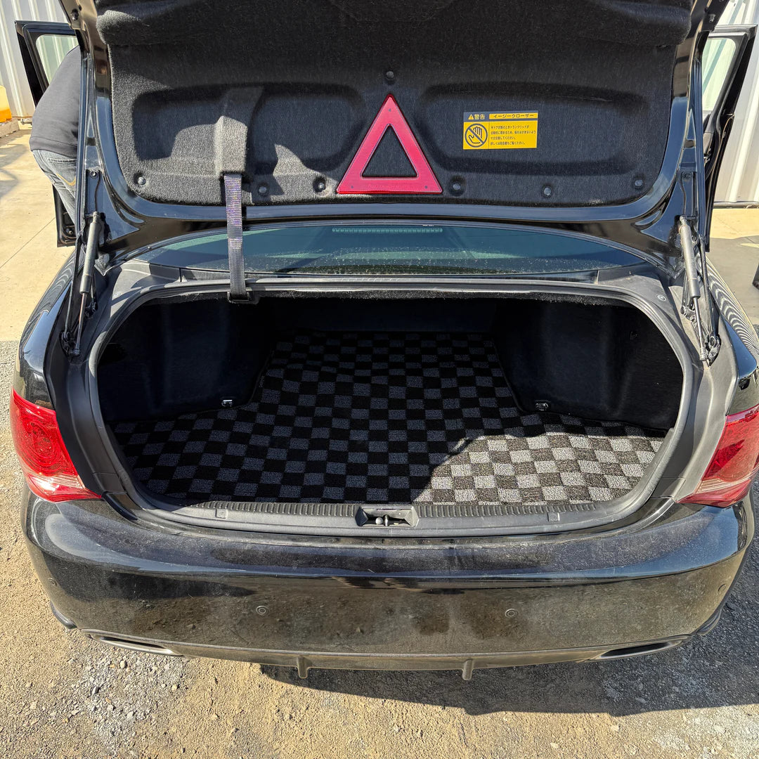 Crown 200 Series Checker Boot Mat! ('08-'11)