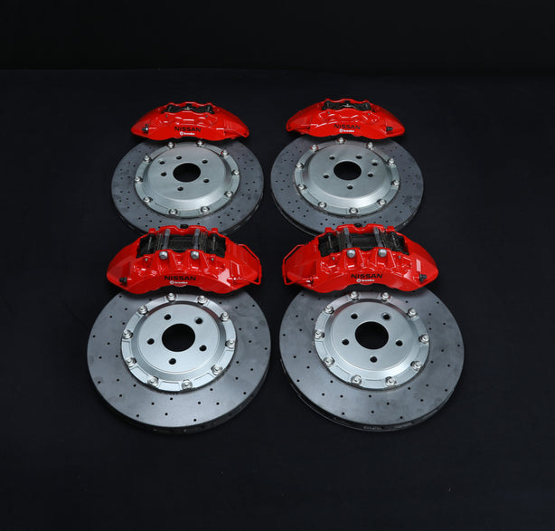 R35 GTR Carbon Ceramic Brake Conversion Kit – Nissan Skyline R32-R34 – Red Calipers with Black Hat