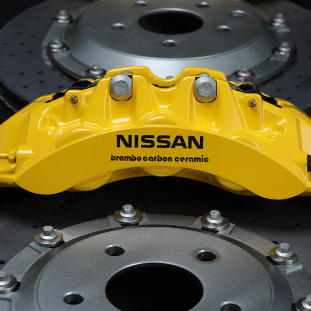 R35 GTR Carbon Ceramic Brake Conversion Kit – Nissan Skyline R32-R34 – Yellow Calipers with Black Hat