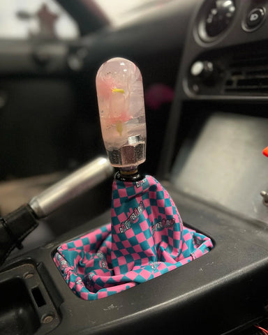 Bubblegum racer - shift boot