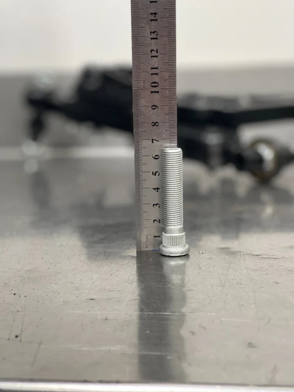 GKtech Individual +20mm extended wheel studs