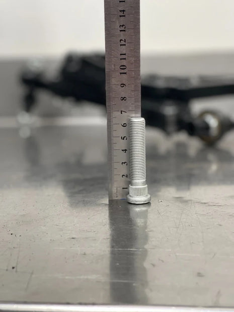 GKtech Individual +20mm extended wheel studs